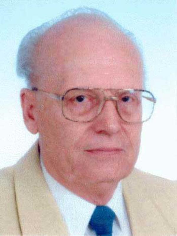 Dr. Peter Tichatzky